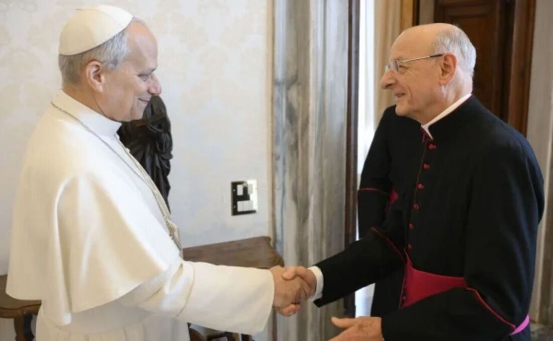 León XIV recibe al prelado del Opus Dei y confirma que los nuevos estatutos siguen en estudio