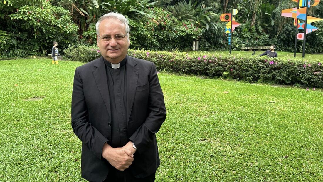 Un libro propone el modelo del confesor ideal y renueva la visión del sacramento de la Reconciliación