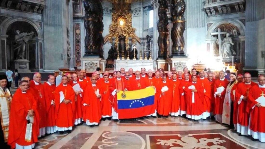 Los obispos venezolanos reclaman la restauración de la democracia y la liberación de los presos políticos
