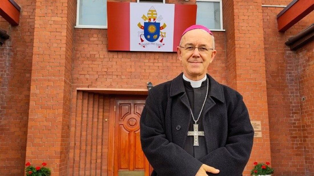 Schneider pide revisar las expresiones pastorales del Vaticano II y critica la dureza de Roma
