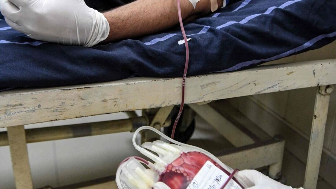 Los Testigos de Jehová cambian su doctrina: ahora aceptan las autotransfusiones de sangre