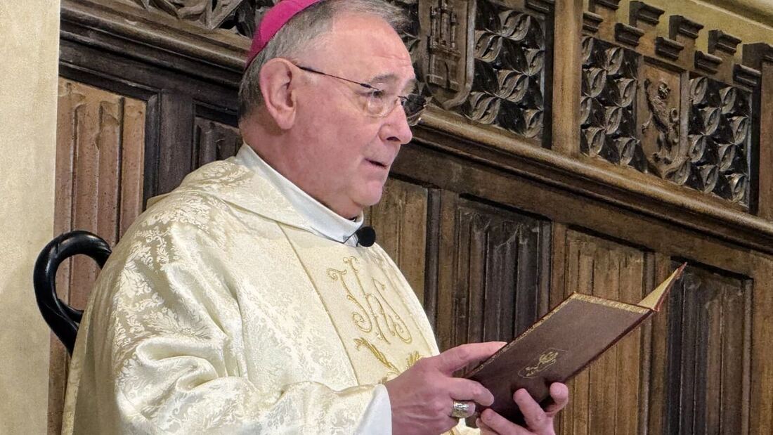 El obispo de León: "Nadie debería vivir la Semana Santa en soledad"