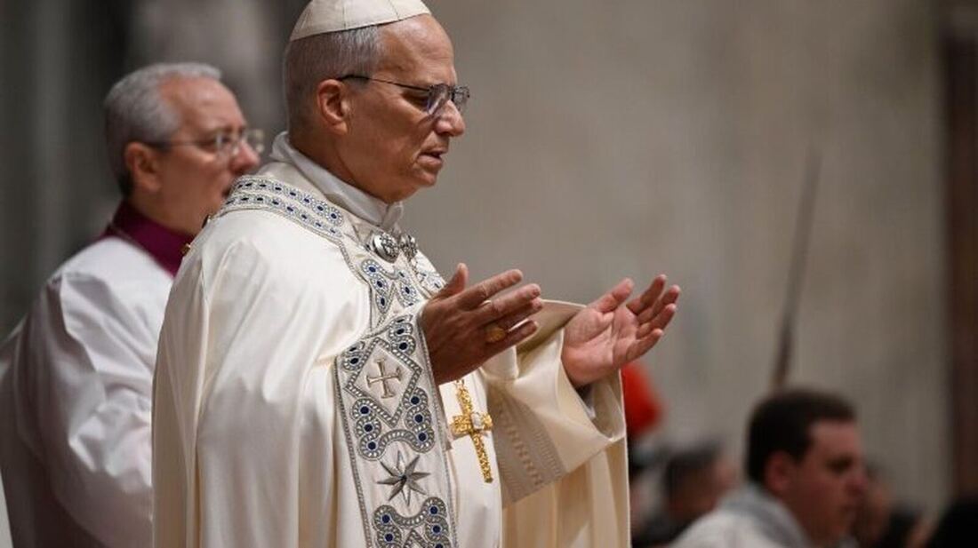 El Papa recupera el lavatorio de los pies a los sacerdotes en el Jueves Santo tras 14 años