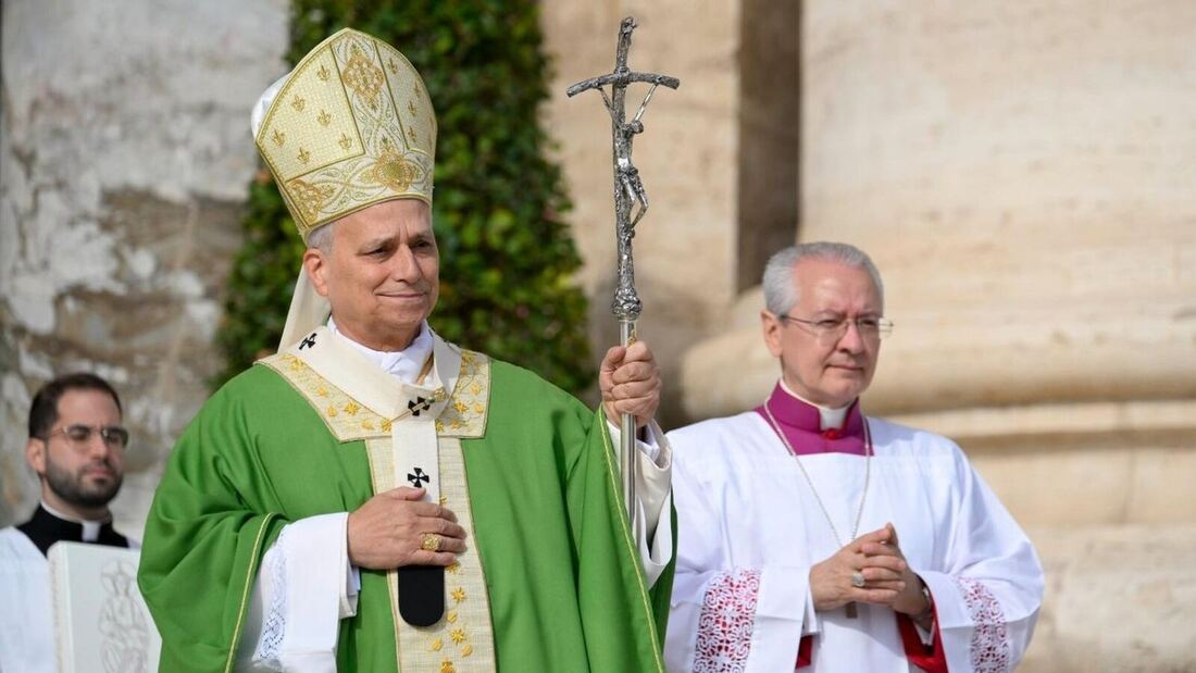 León XIV viaja a África y anima a los católicos a ser protagonistas del cambio