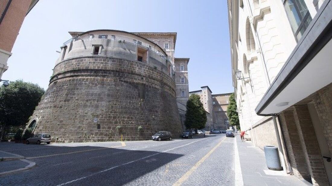 El Banco del Vaticano mejora resultados y refuerza sus inversiones católicas