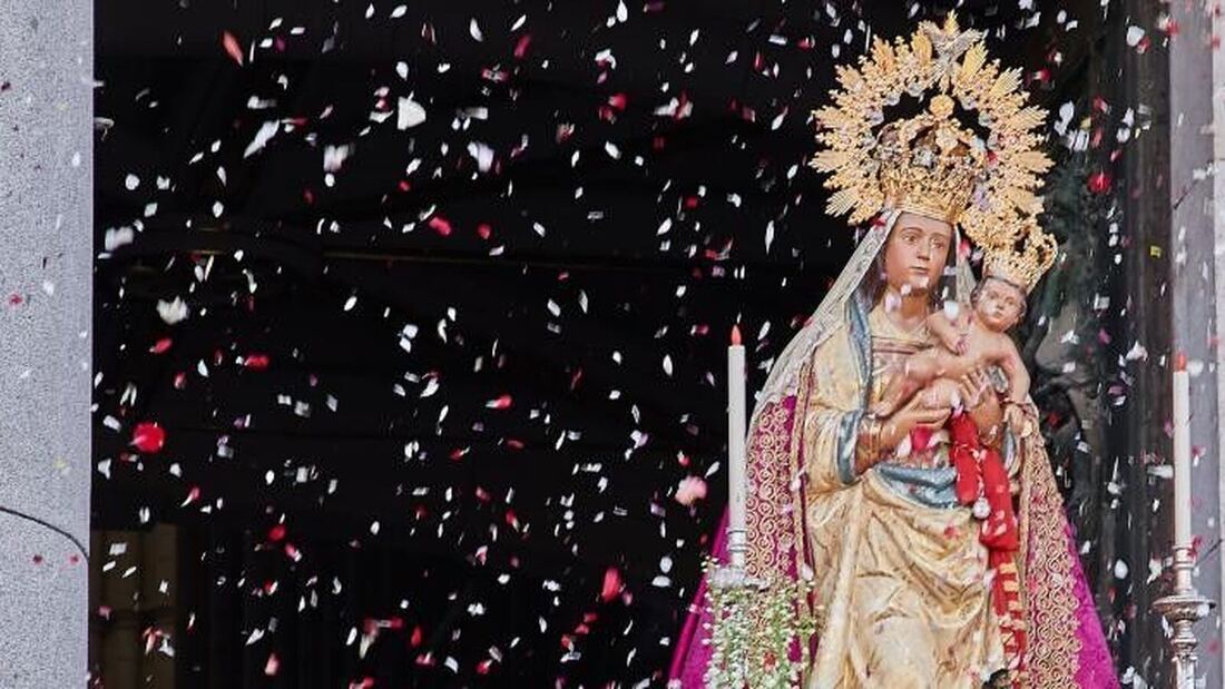León XIV lleva la Almudena y Cristo al Santiago Bernabéu