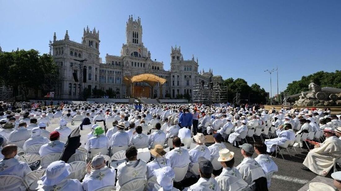 La visita de León XIV dispara la afluencia en Cibeles
