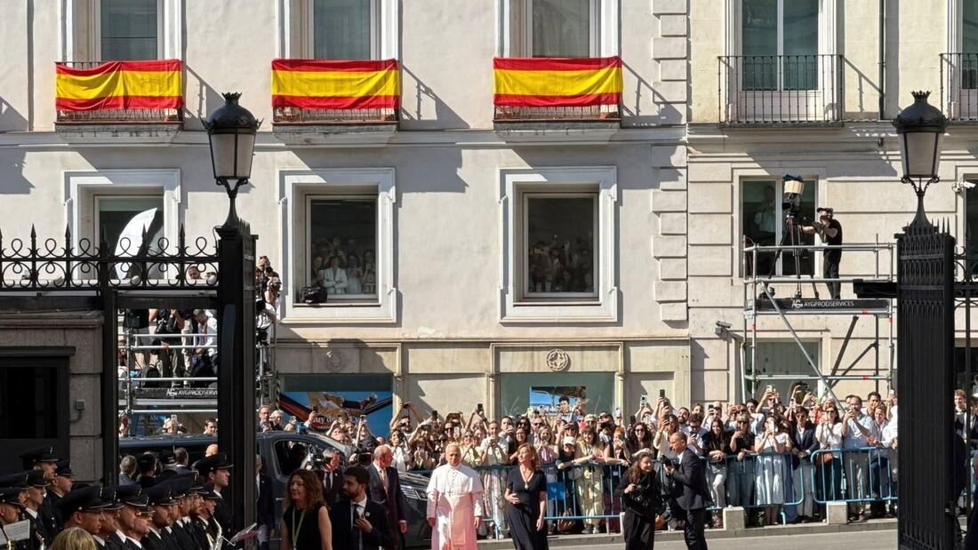 León XIV defiende en el Congreso la vida, la familia y la libertad religiosa