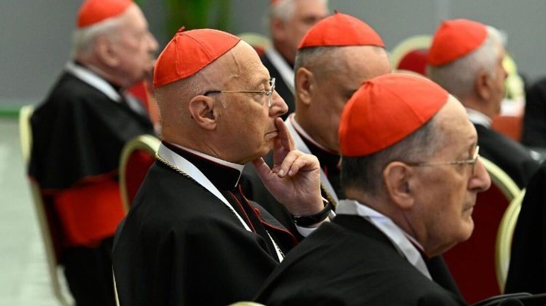 El consistorio aborda la guerra, la familia y la FSSPX ante un mundo en crisis 