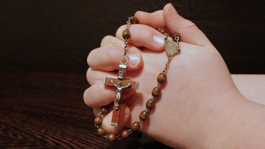 El Rosario Viviente reúne a 20.000 peregrinos en Czestochowa