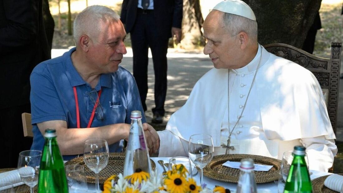 El Papa pide una Iglesia que "abra sus puertas a todos"