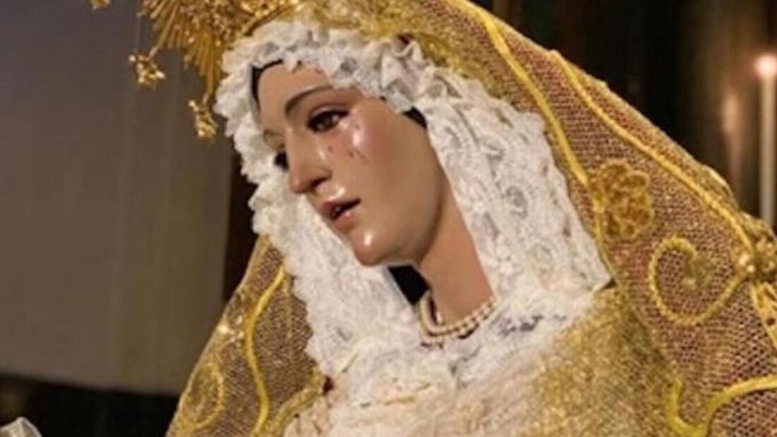 Madrid celebra el besamano a la Virgen del Dulce Nombre