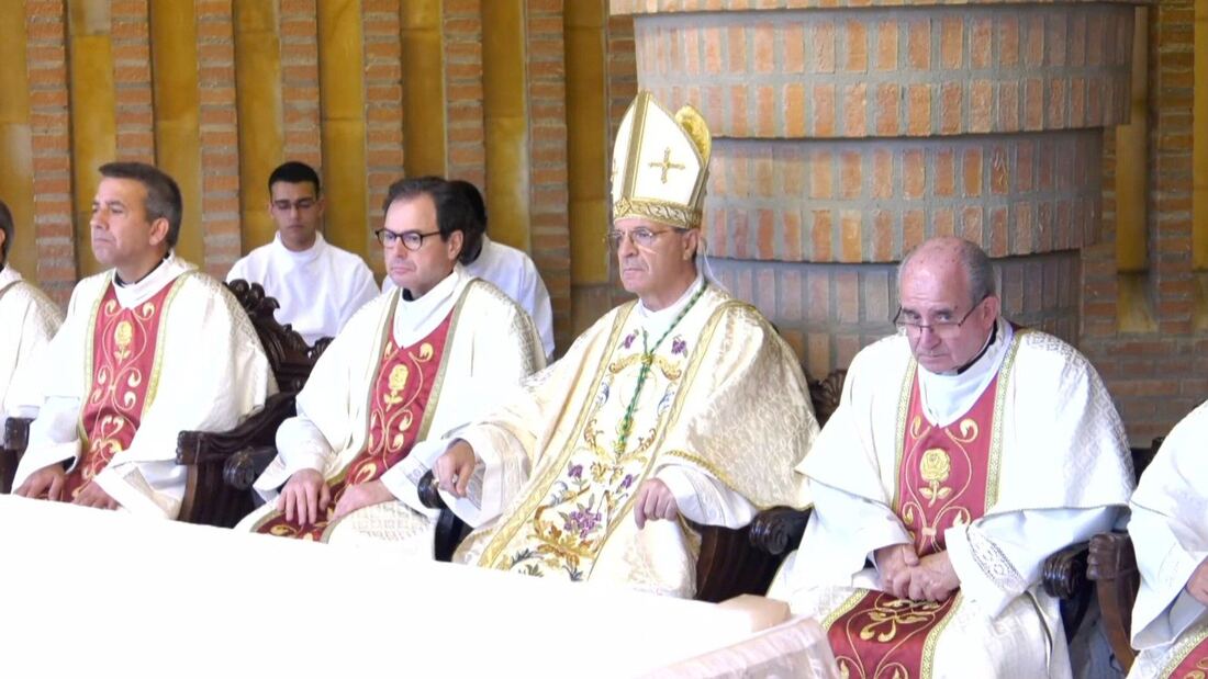 El Papa bendice a Torreciudad y cita al rector del Opus Dei