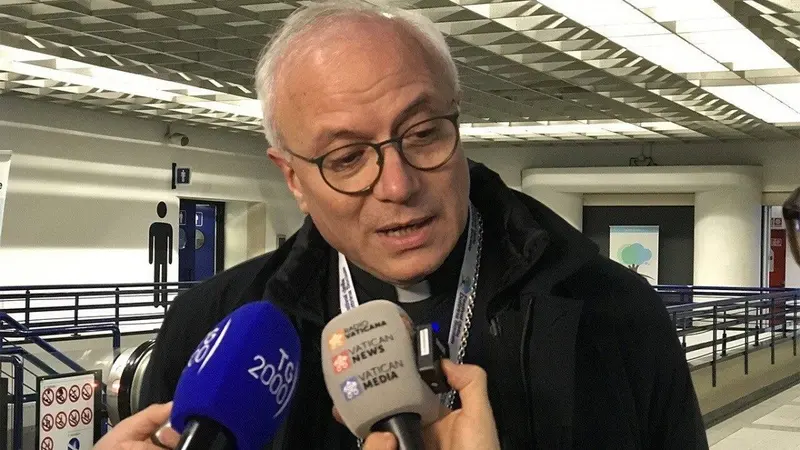 Baturi alerta del "sufrimiento mudo" entre los j&oacute;venes