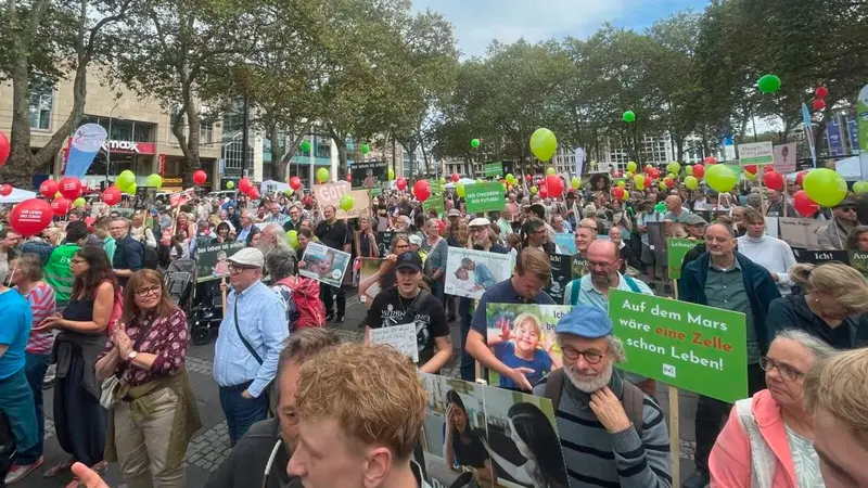 Las Marchas por la Vida movilizan a miles de personas en tres ciudades europeas