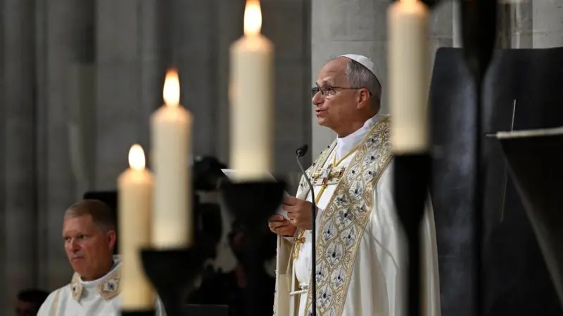Le&oacute;n XIV en Notre-Dame: "La Iglesia no puede replegarse ante el mundo"