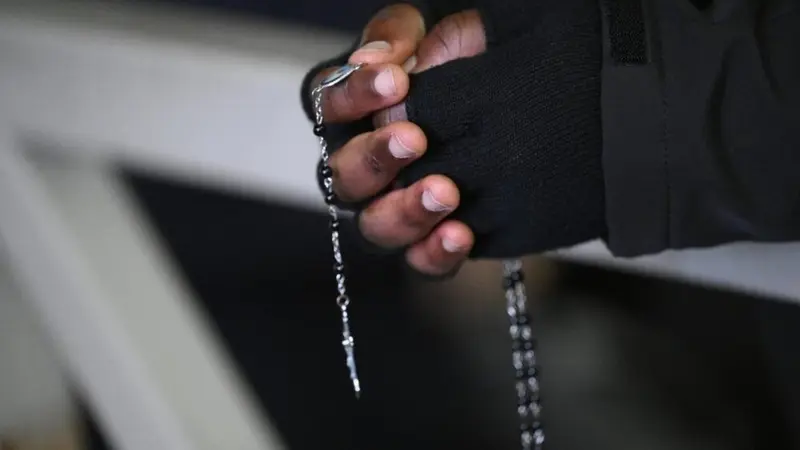 Profanan una iglesia de Lugo, esparcen las hostias y roban un c&aacute;liz