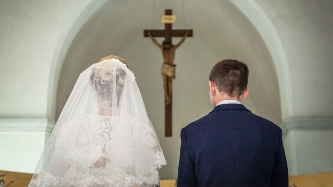 León XIV pide a los jóvenes que apuesten por el matrimonio