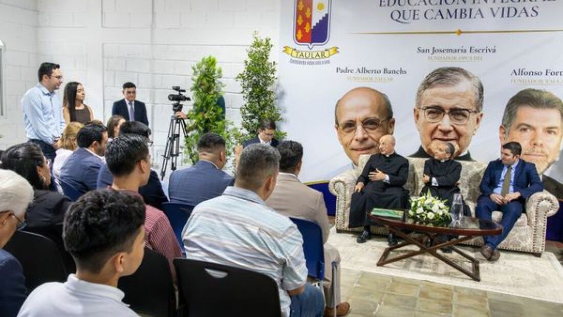 El prelado del Opus Dei destaca la formación integral en Honduras