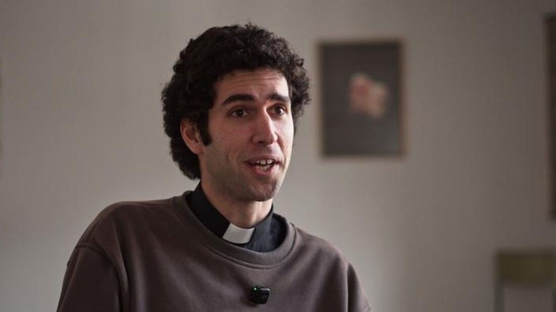 El presbítero más joven de CONVIVIUM subraya el valor de la comunión sacerdotal