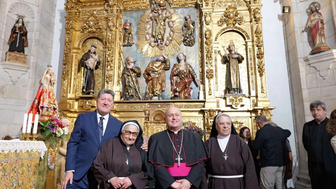 El retablo de la Transfiguración vuelve a las Capuchinas de A Coruña