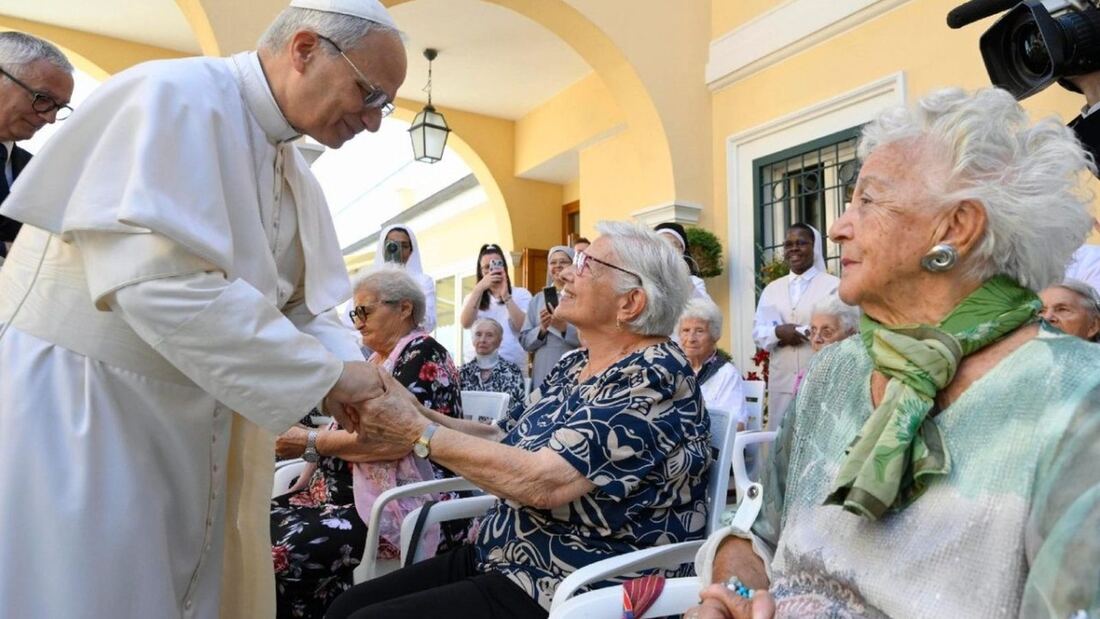 El Papa León XIV pide a los jóvenes visitar a los ancianos que están solos