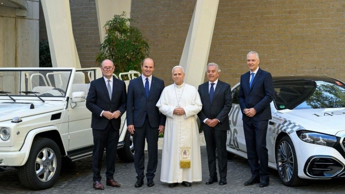 El Papa destaca el papamóvil como puente con los fieles