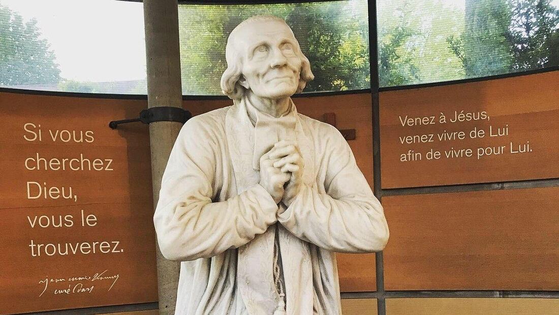 El cardenal You destaca la humildad del Cura de Ars en un mensaje en video