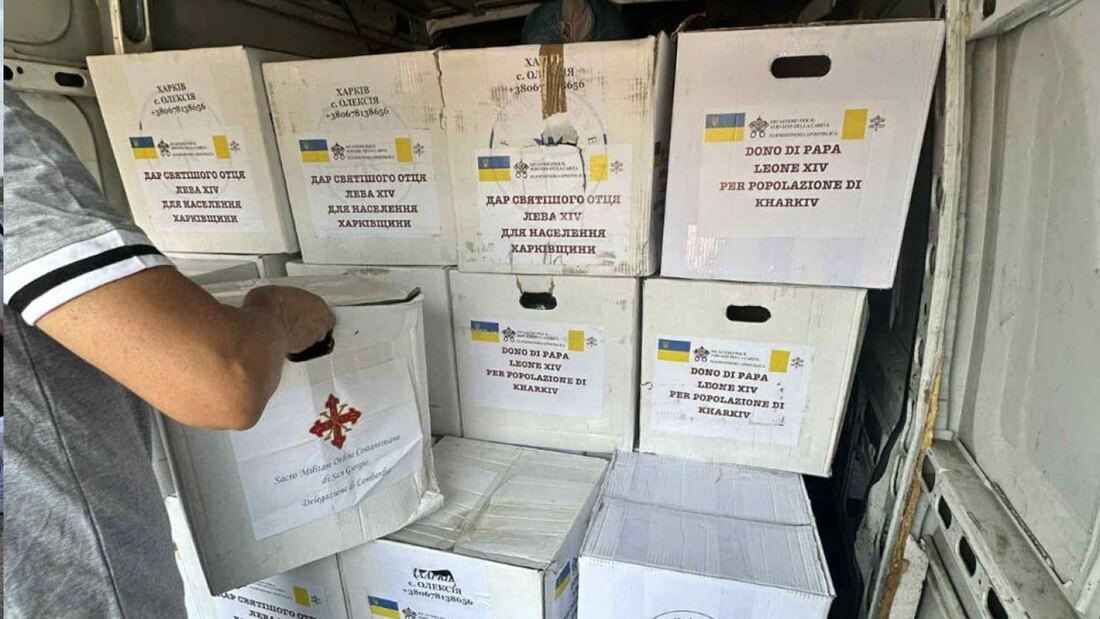 El Papa León XIV envía ayuda humanitaria a Ucrania desde Roma

