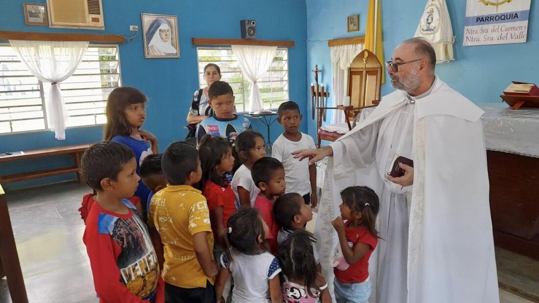 El misionero Juan Manuel Barreiro pide reforzar la misión en Venezuela

