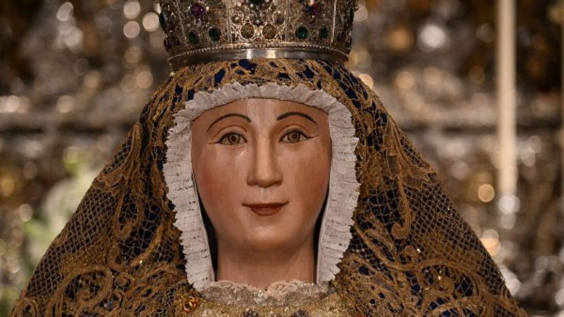 La Catedral de Sevilla inicia los actos en honor a la Virgen de los Reyes


