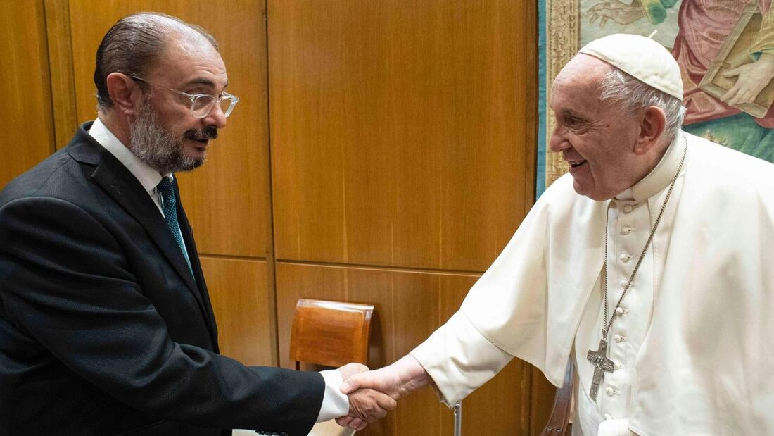 Los obispos de Aragón lamentan la muerte de Francisco Javier Lambán

