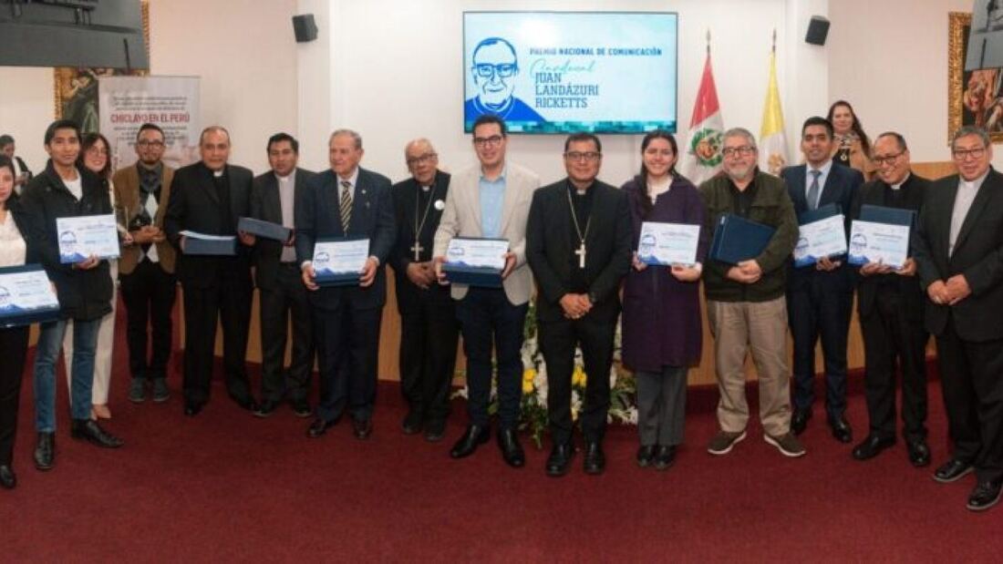 La Iglesia peruana otorga el Premio Nacional de Comunicación en Lima

