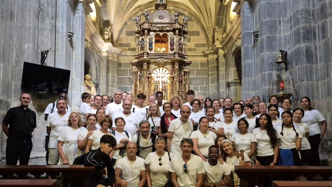 Peregrinos de Marbella completan el Camino Lebaniego hasta Santo Toribio de Liébana

