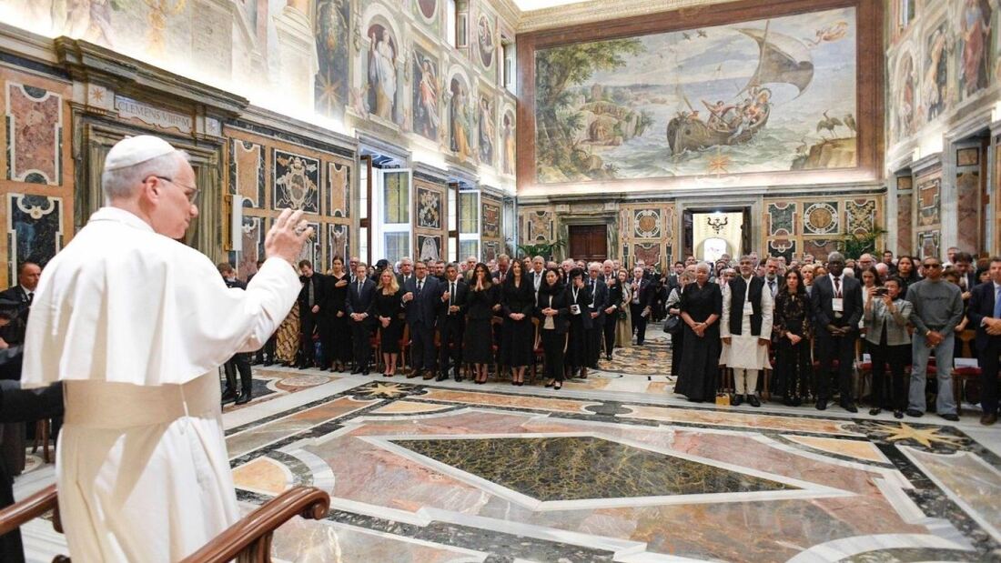 El Papa León XIV promueve una economía centrada en el bien común y la dignidad humana

