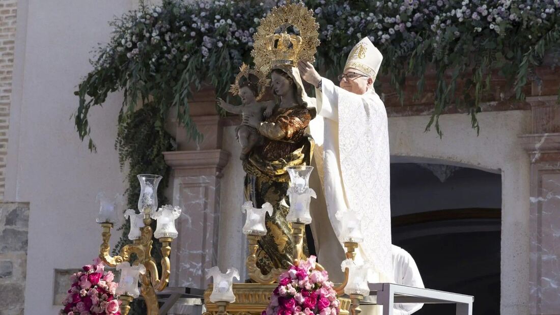 El obispo de Jaén preside la Eucaristía por el 300 aniversario de la Virgen de las Maravillas