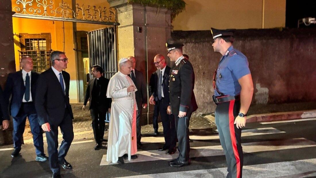 El Papa León XIV pide una solución para el éxodo en Gaza

