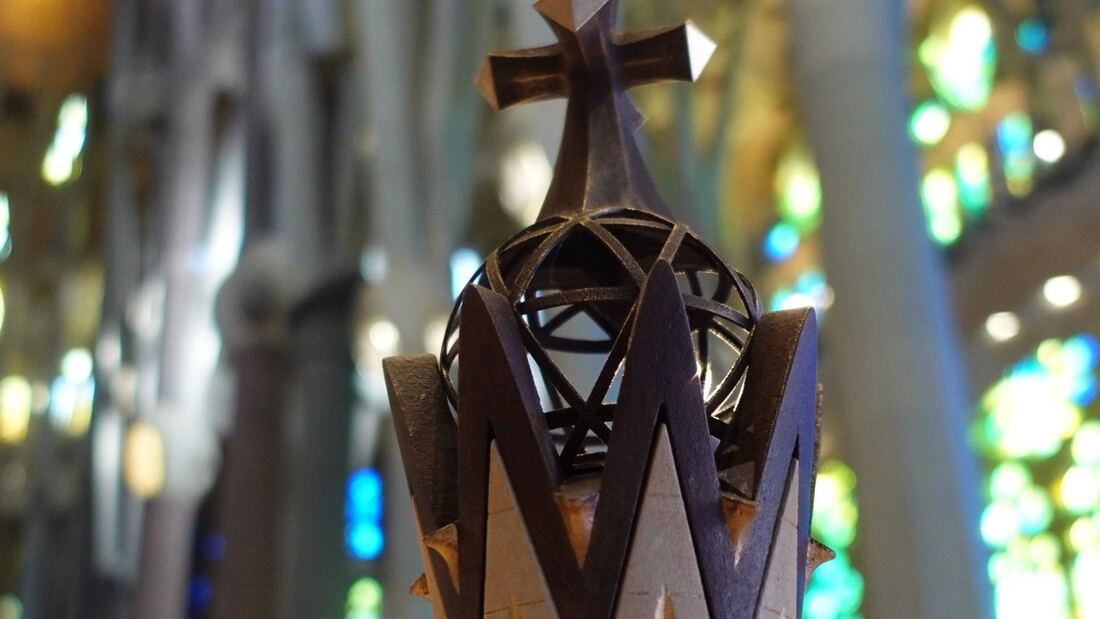 La Sagrada Familia conmemorará a Gaudí con un programa del centenario en 2025