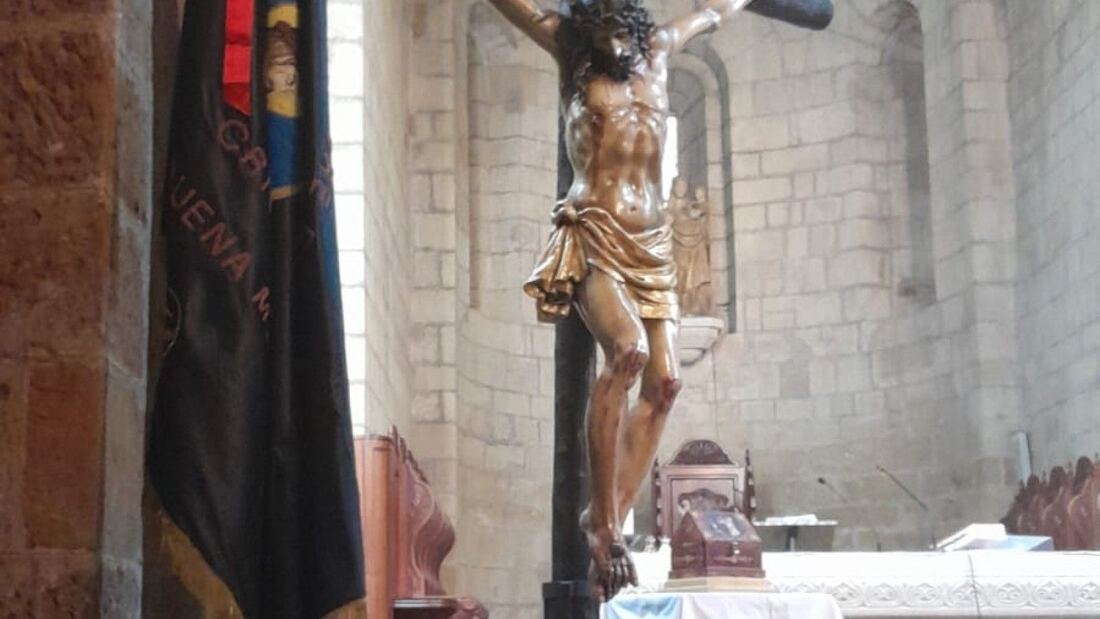 La Cofradía de Monzón celebra la Exaltación de la Santa Cruz

