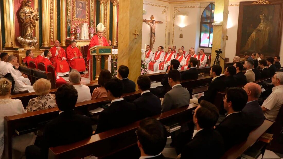 El obispo de Cartagena inaugura el curso académico en Murcia

