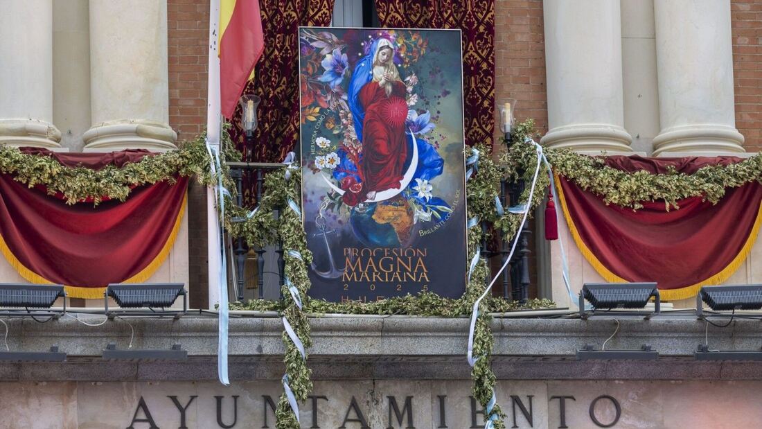 La Procesión Jubilar Magna Mariana congrega a miles de fieles en Huelva

