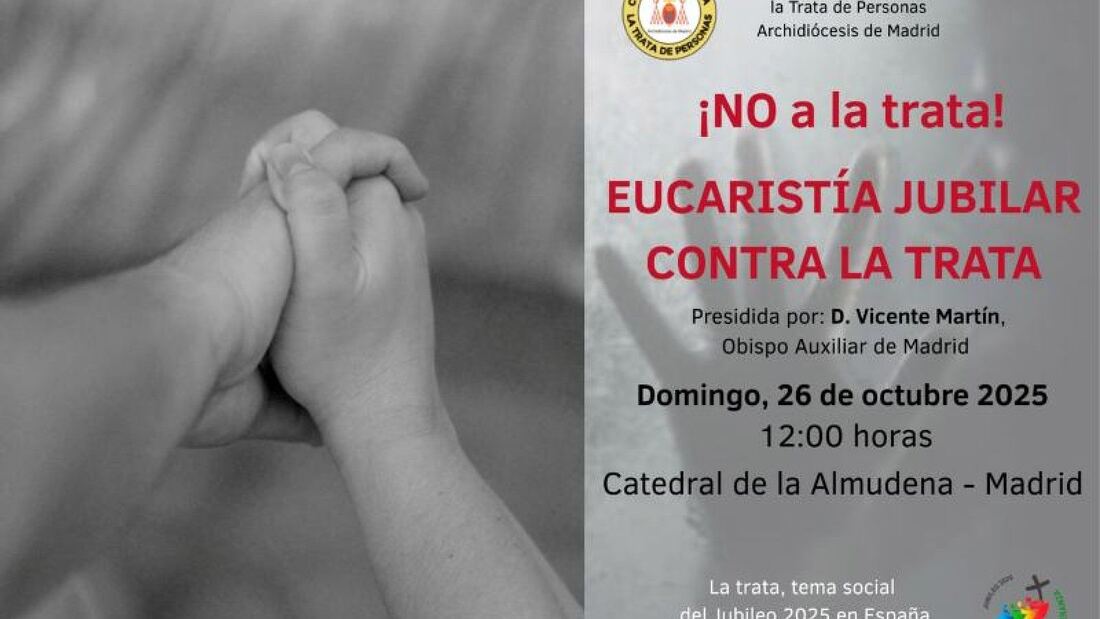 El obispo auxiliar Vicente Martín Muñoz preside una misa contra la trata en la Almudena


