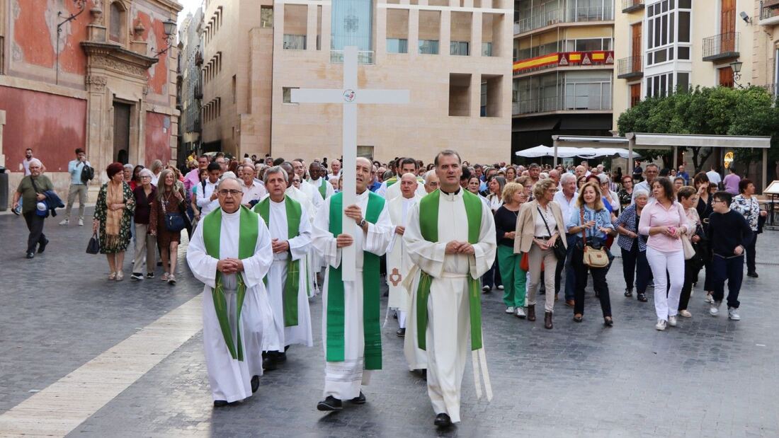 El obispo de Cartagena preside la Eucaristía jubilar en la catedral

