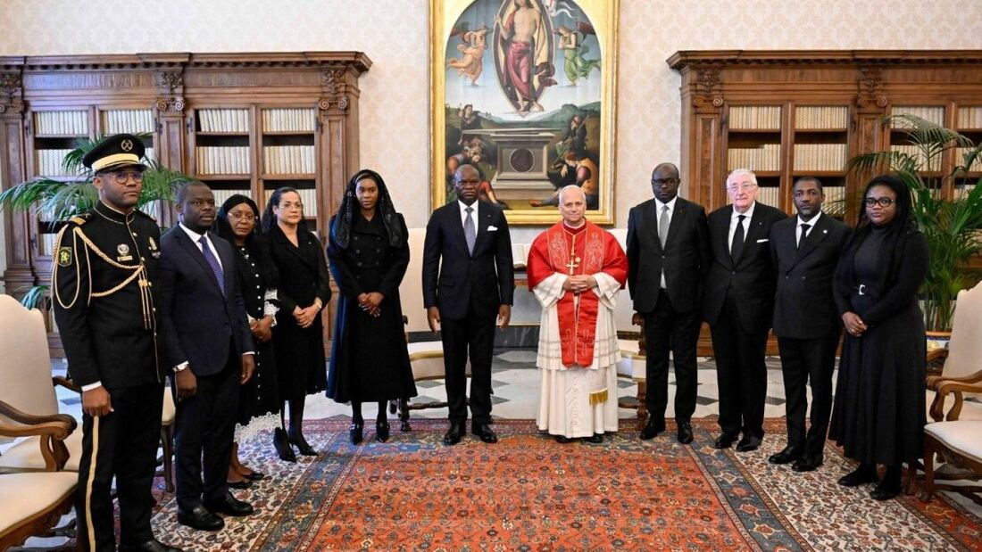 El presidente de Gabón se reúne con el Papa León XIV en el Vaticano

