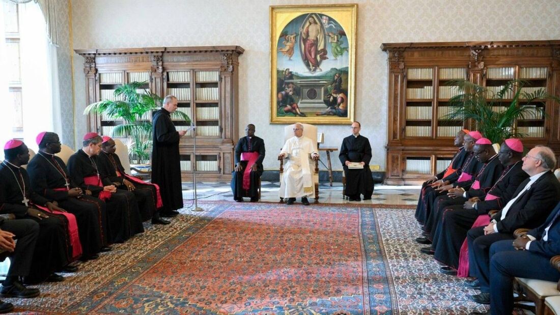 El Papa León XIV resalta la educación católica en África ante una fundación

