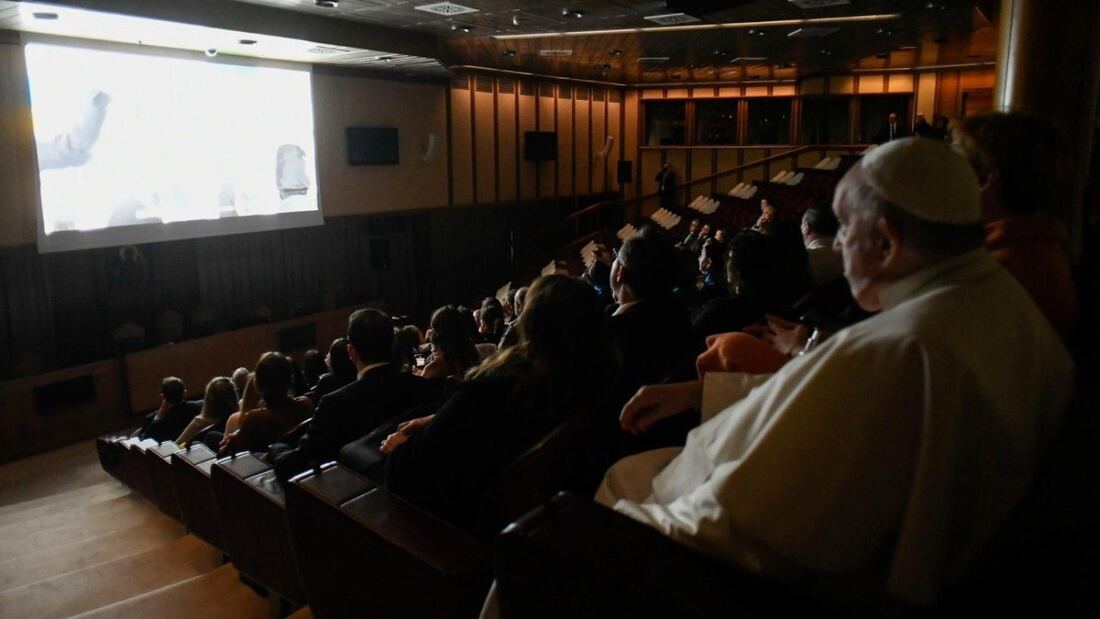 El Papa León XIV agradece a cineastas su contribución a la dignidad humana