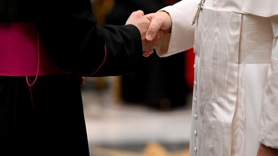 El Papa León XIV agradece a los diplomáticos su compromiso con la paz

