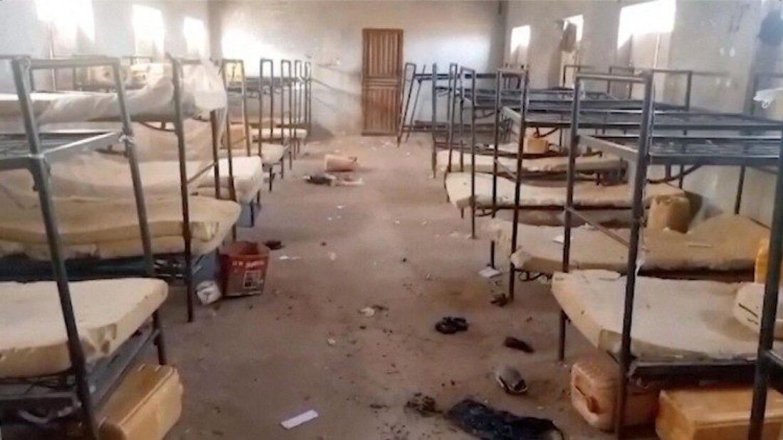 Más de 100 niños secuestrados en Nigeria tras asalto a la escuela Saint Mary en plena madrugada

