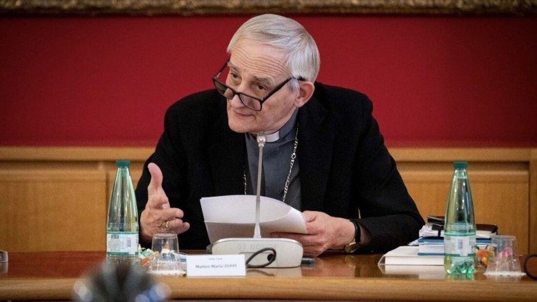 El cardenal Zuppi y Giuseppe Baturi reciben a víctimas de abusos en Roma