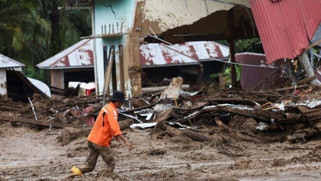Las lluvias torrenciales causan 1.300 muertes en Sri Lanka, Indonesia y Tailandia

